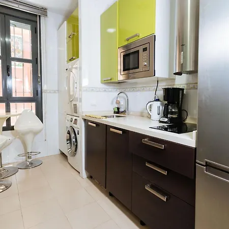 Apartment In Heart Of - Tcm